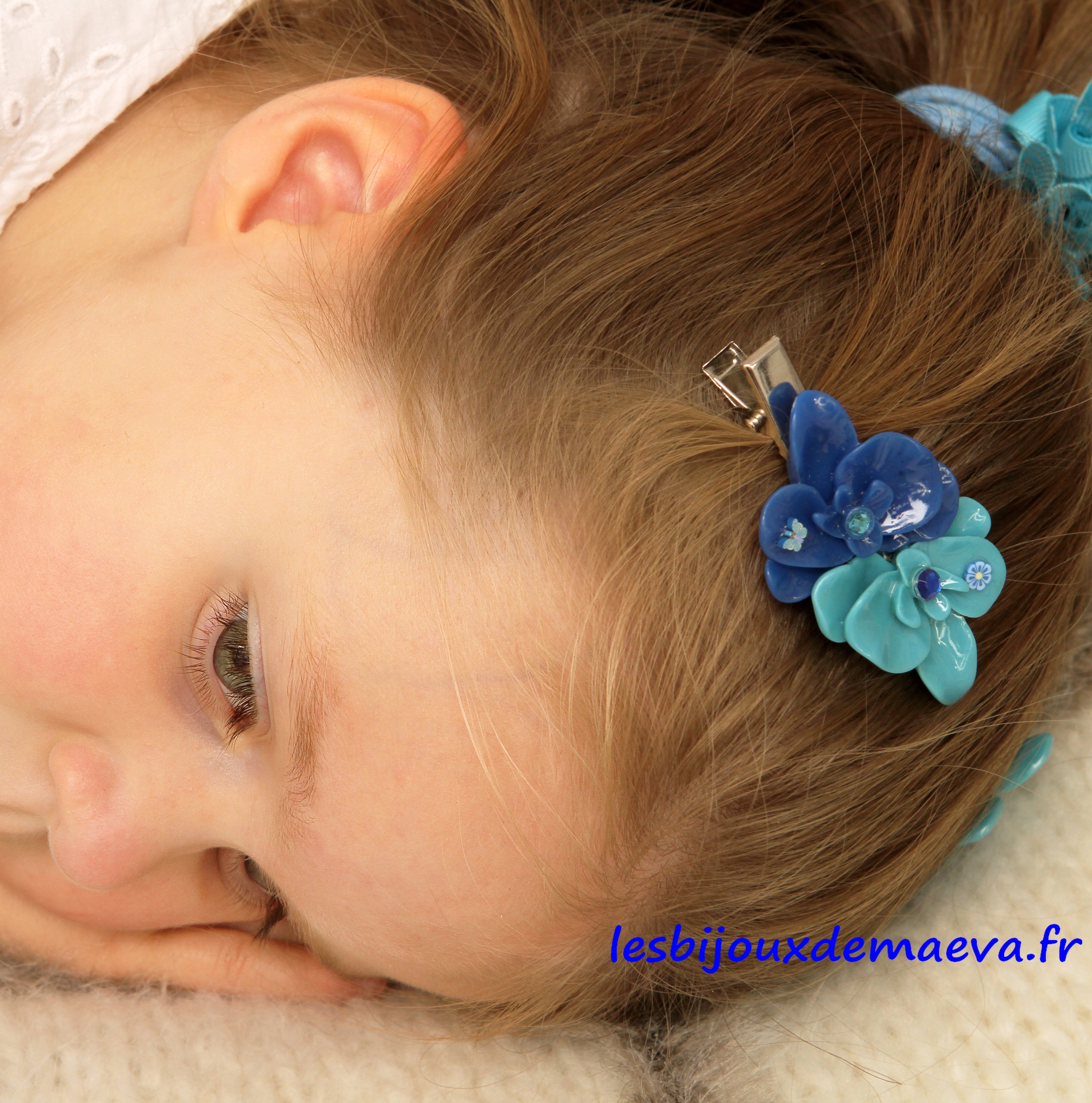 barette pince à cheveux pour fillette fleurs bleue et turquoise